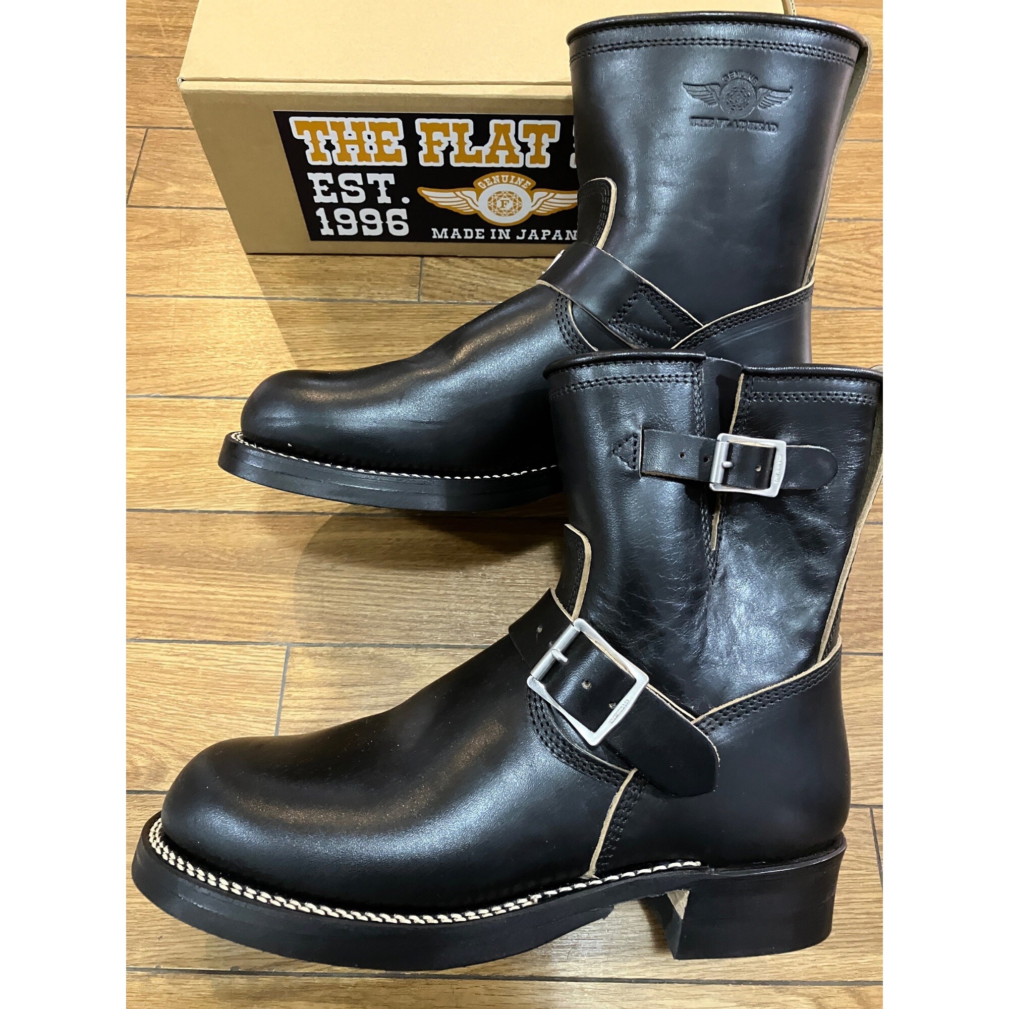 THE FLAT HEAD HORSE HIDE ENGINEER BOOTS
