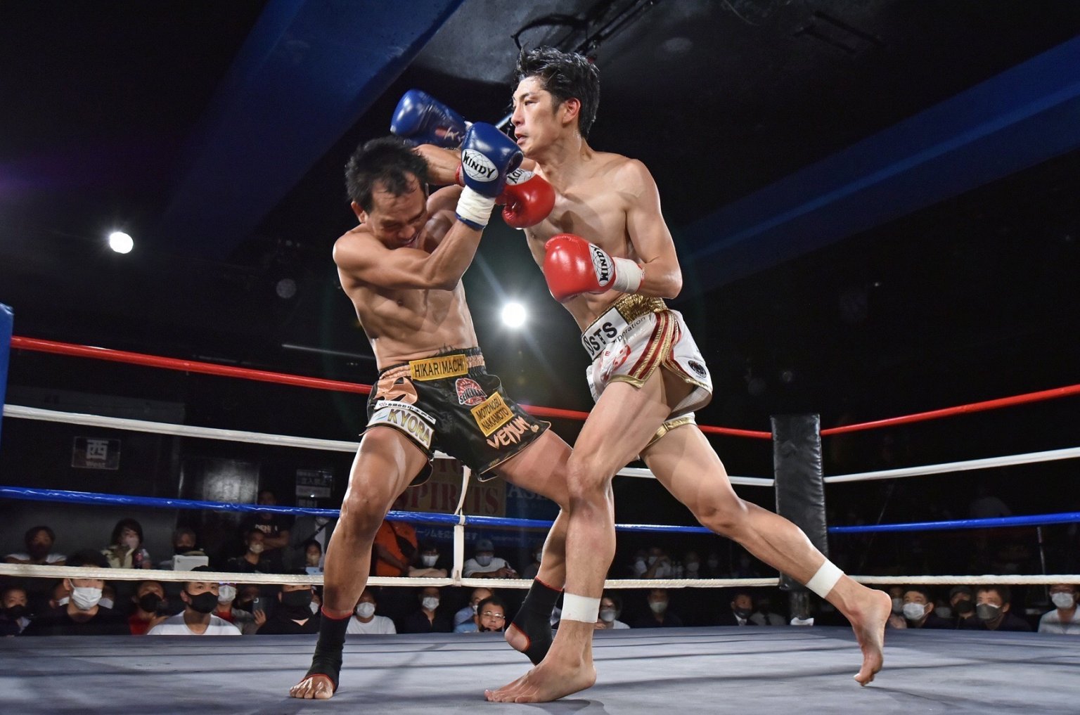 【瀧澤博人オンライン激励賞】2025年11月23日(日)後楽園ホール 【株式会社ラクロPresents WMO世界フェザー級王座決定戦】