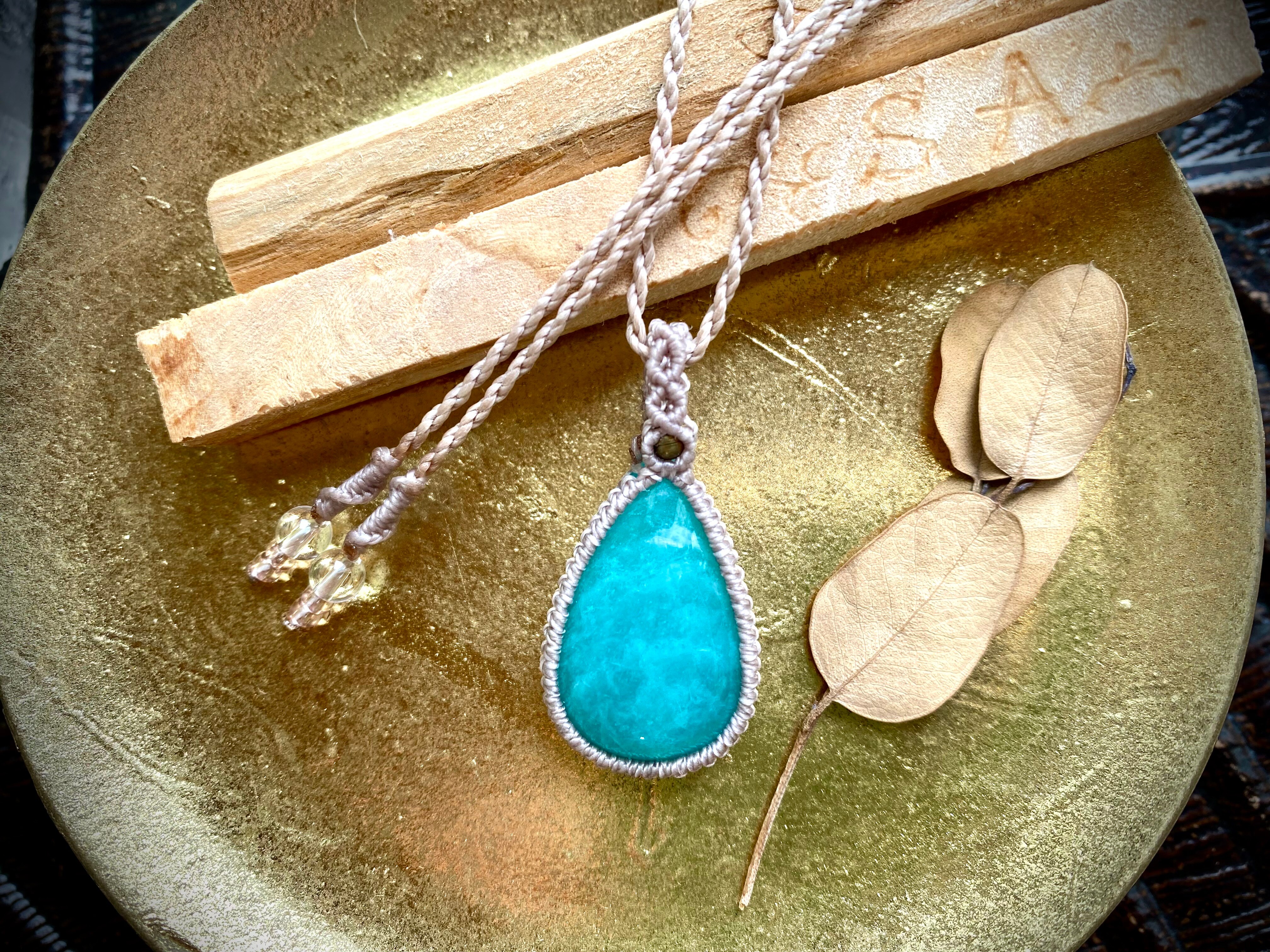 アマゾナイト⌘マクラメ編みネックレス shanti