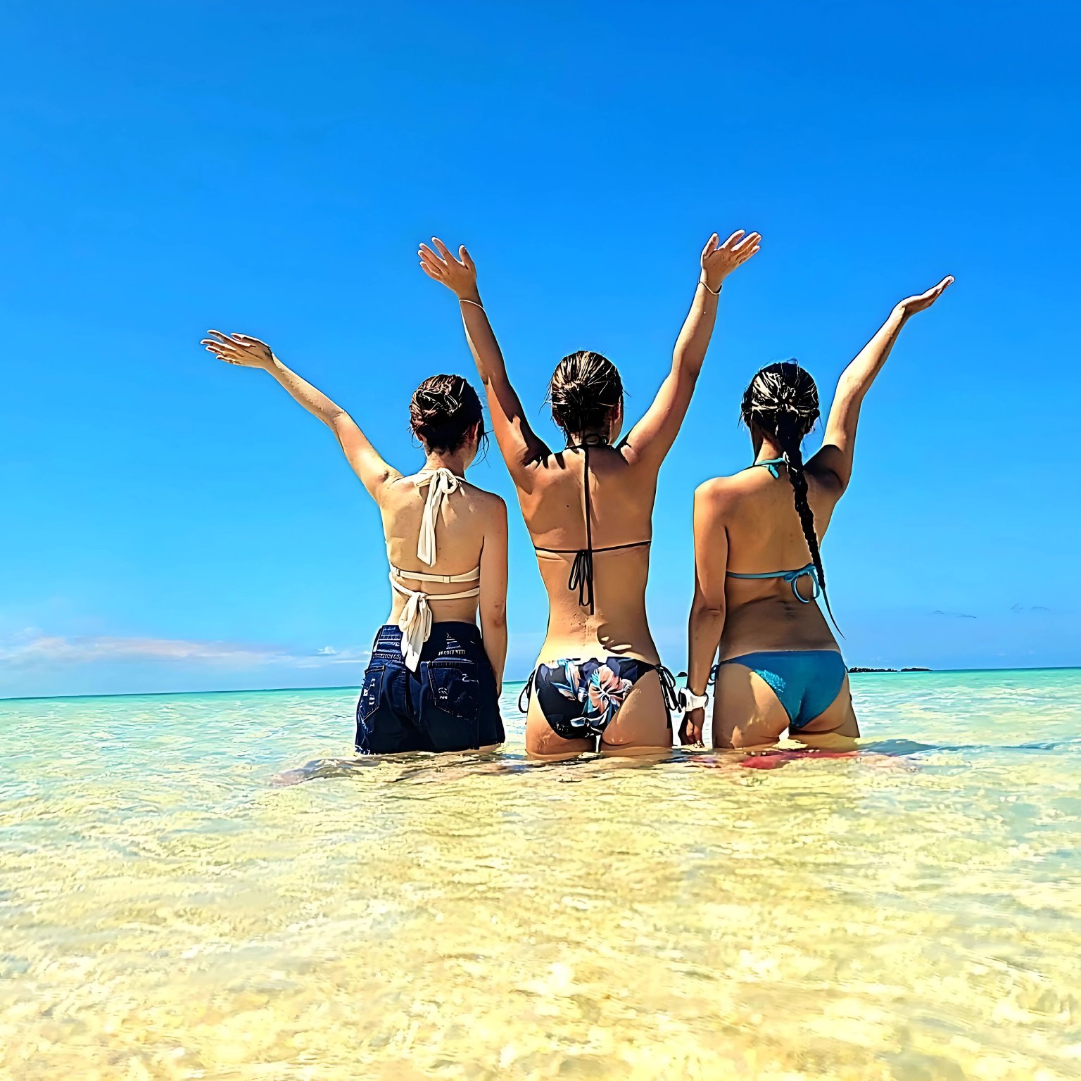 幻の島上陸＋半日シュノーケリングツアー｜初心者＆家族歓迎（大人用 13歳以上）