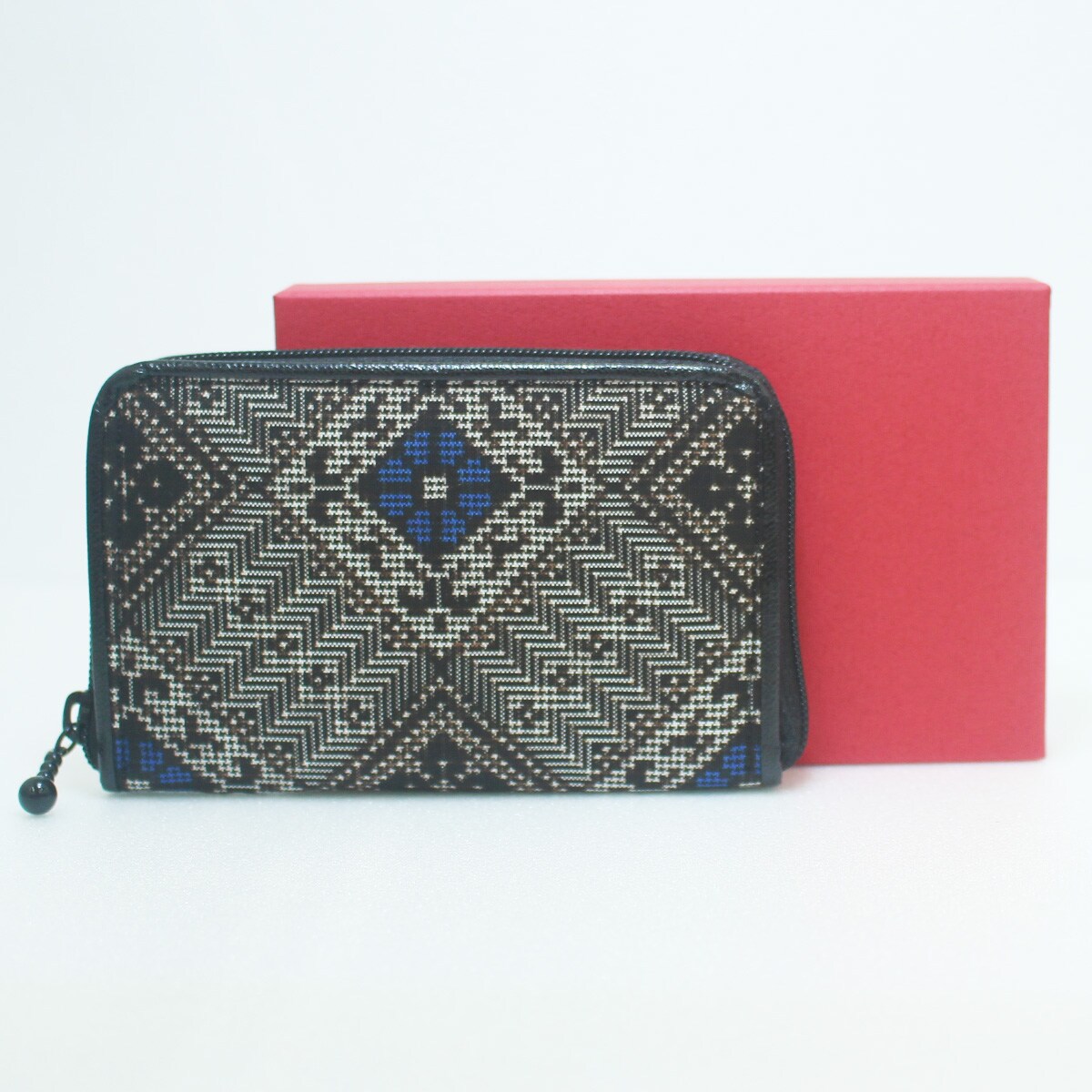 送料込み】大島紬マルチケース 興紬 龍郷柄 【青】