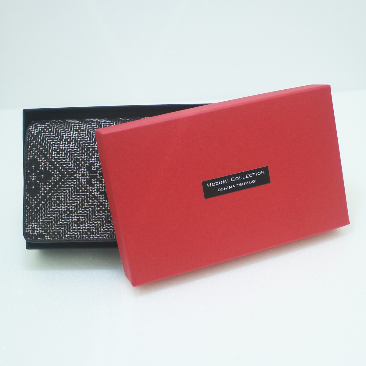 正絹大島紬カードケース・名刺入れ 名刺入れ Type M【Business Card Holder Type M】大島紬・レザー