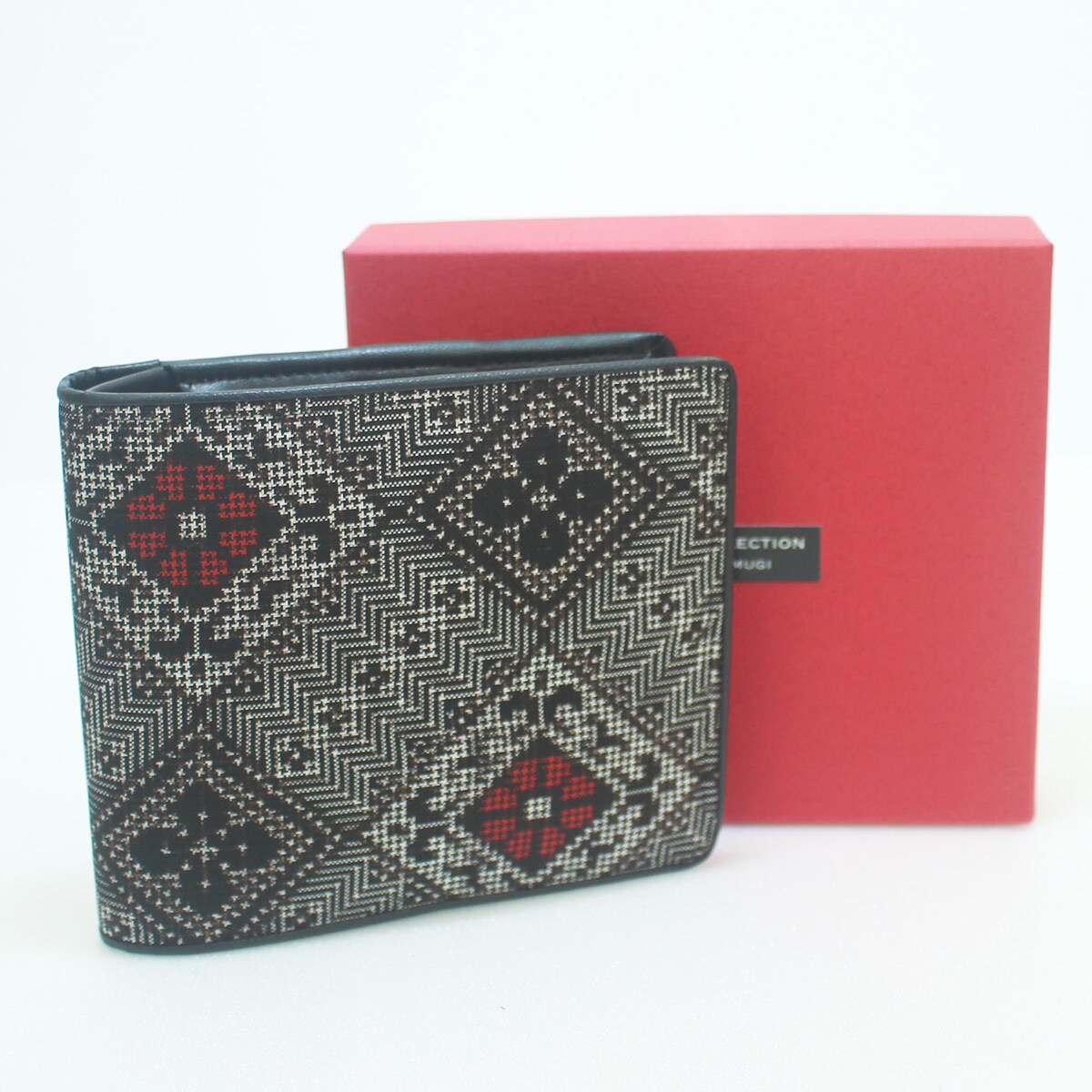 大島紬 花柄 長財布 赤い箱付き 大島紬 花柄 長財布 赤い箱付き