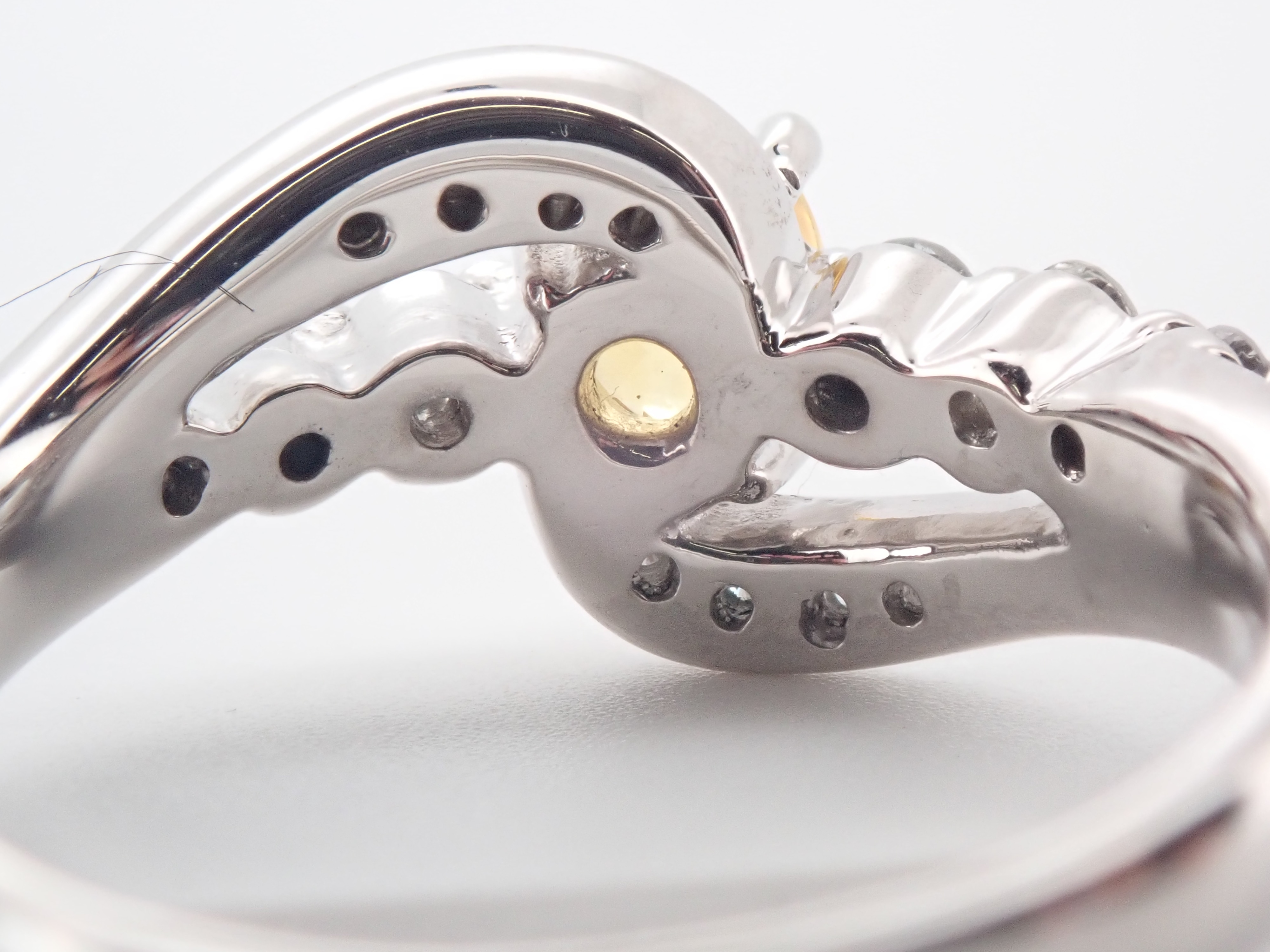 Pt900イエローサファイヤリング　新品未使用品 PT900 イエローサファイヤ ダイヤ リング – BIJOU HANIECL