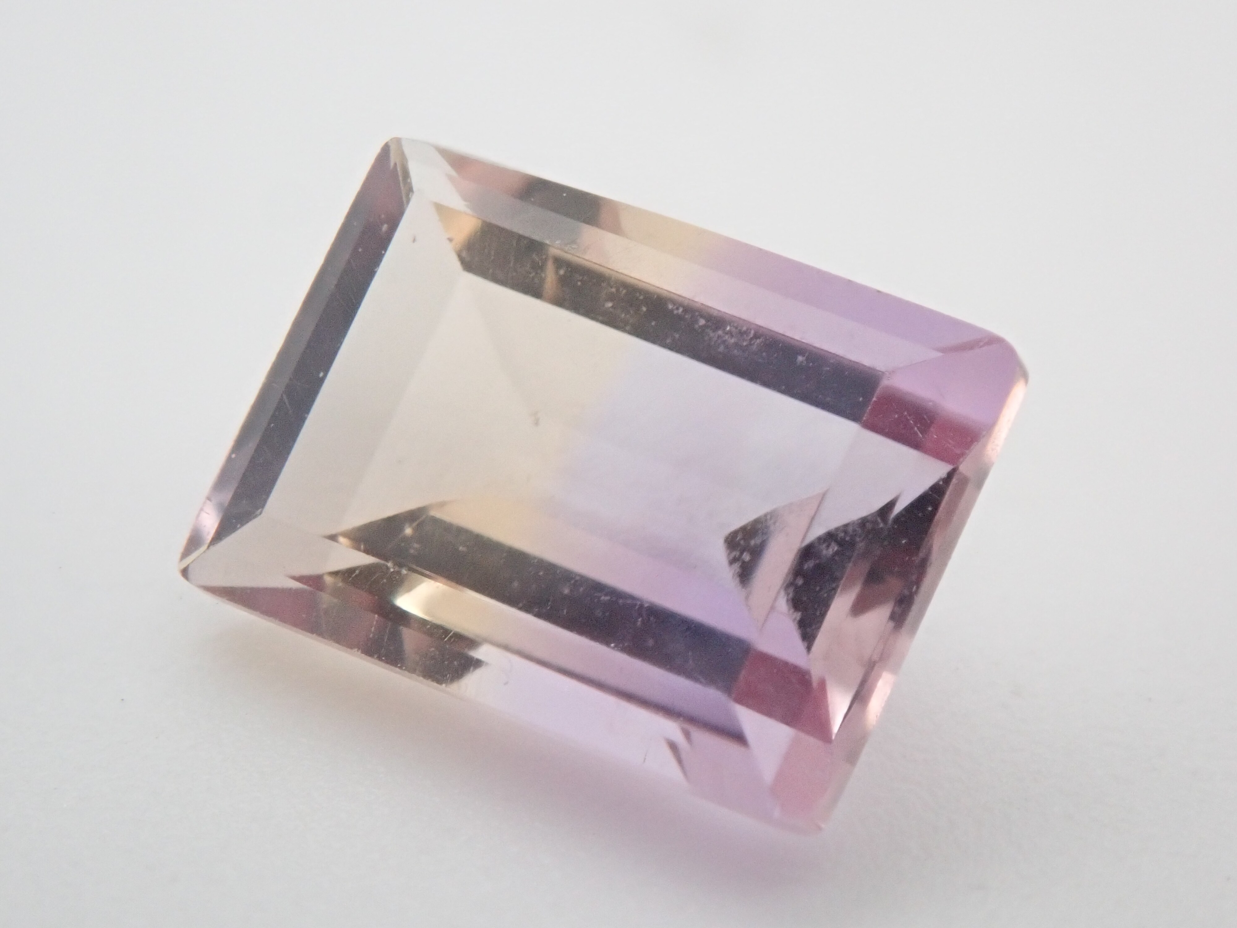 【専用】グリアメ、アメトリンコンケーブ ソ付 アメトリン 9.719ct ルース コンケーブ カット | CheReine