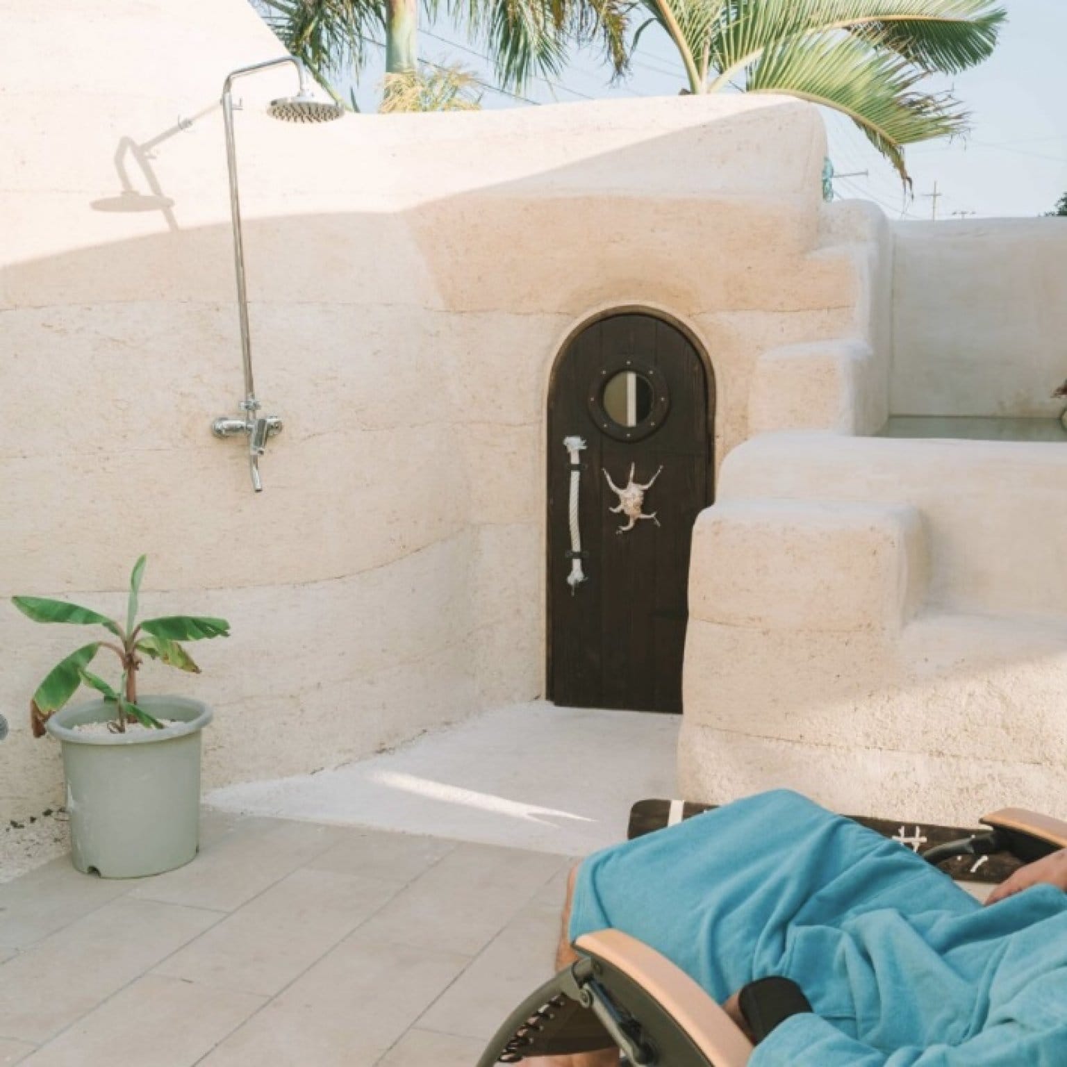 【島民割】HOLY RETREAT 〜珊瑚でできた島で珊瑚のサウナで音だけを感じるひととき〜