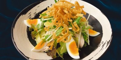 しっとり蒸し鶏サラダ