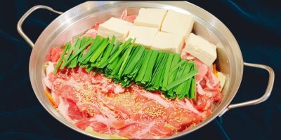 諏訪味豚の肉鍋