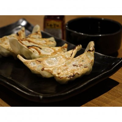 【デモ】こだわりの焼ギョウザ