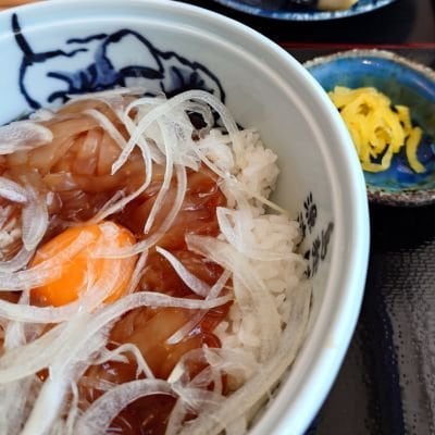 イカ漬け丼