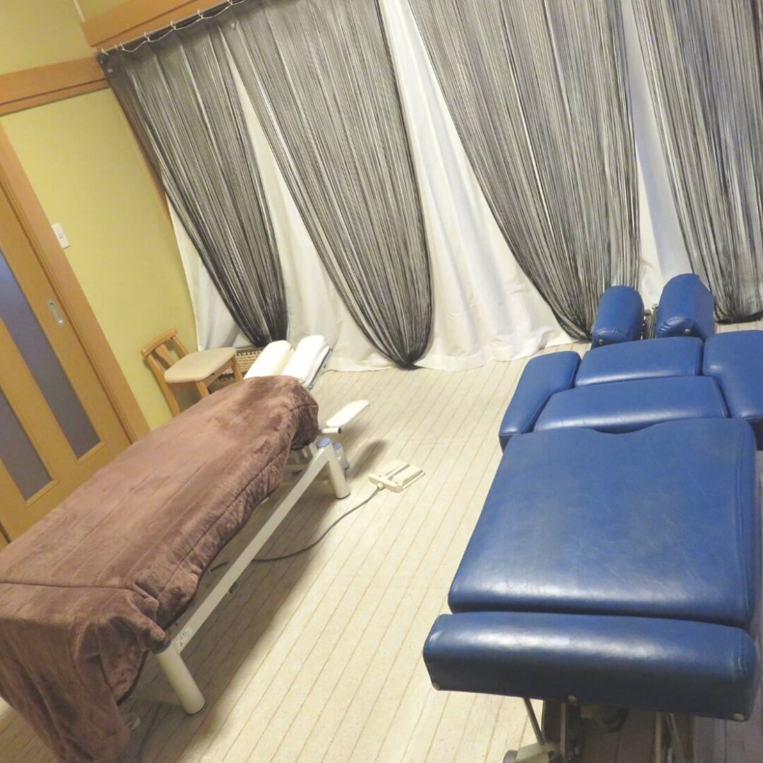 姫路の整体なら【八幡ヒーリング整体】自律神経・慢性肩こり・慢性腰痛・頭痛・片頭痛・首痛・生理痛・四十肩・五十肩・膝痛・股関節痛・姿勢・猫背・骨盤矯正・不眠・めまい・冷えなどで、お悩みの方は当院まで！！