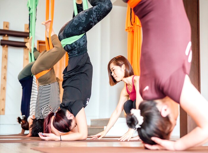 一生現役でいるための身体づくり エアリアルヨガ ナチュラル Aerial Yoga Natural 鳥取市千代水のエアリアルヨガ教室です 鳥取県民は日本一歩かないと言われています これから平均年齢100歳超えの時代がやってきます それに対応した身体